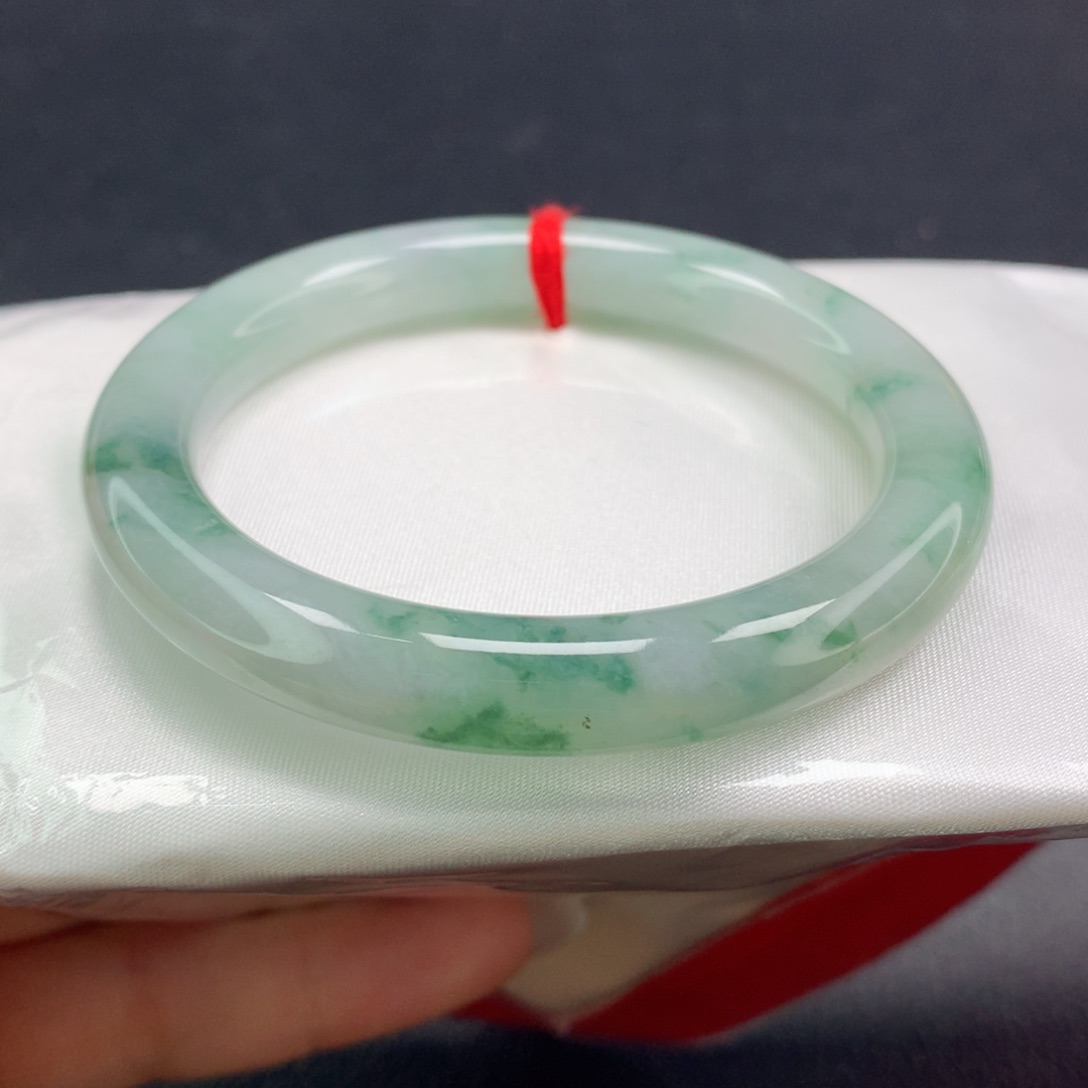 翡翠手镯未镶嵌（6号）圆条