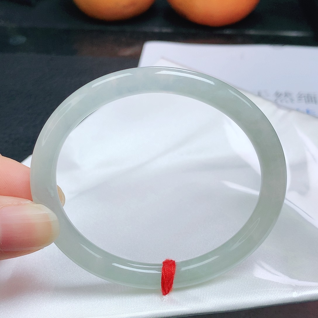 翡翠手镯（贵妃镯）未镶嵌56