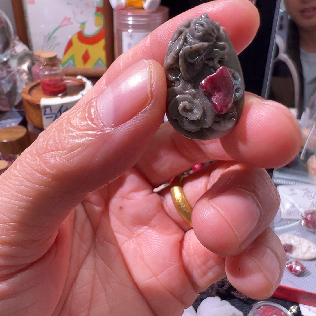 天然辰砂天然朱砂雕刻