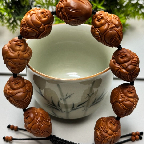 开心弥勒佛-橄榄核雕刻文玩手串