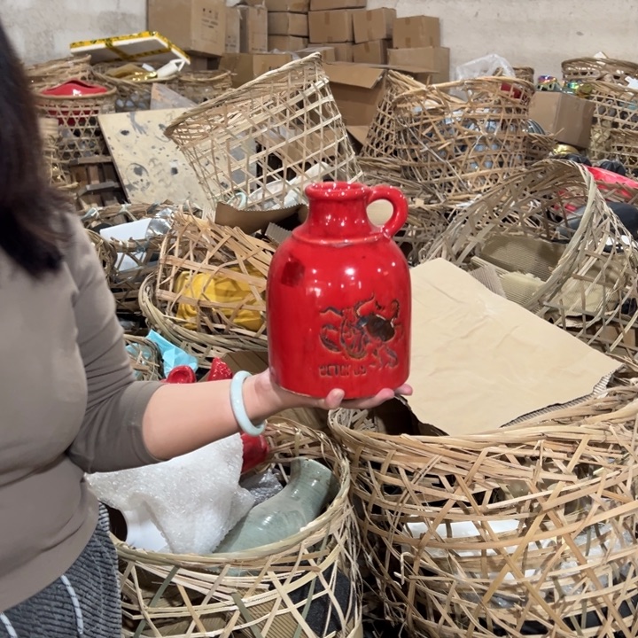 瓶高度20厘米口径6厘米微瑕捡漏