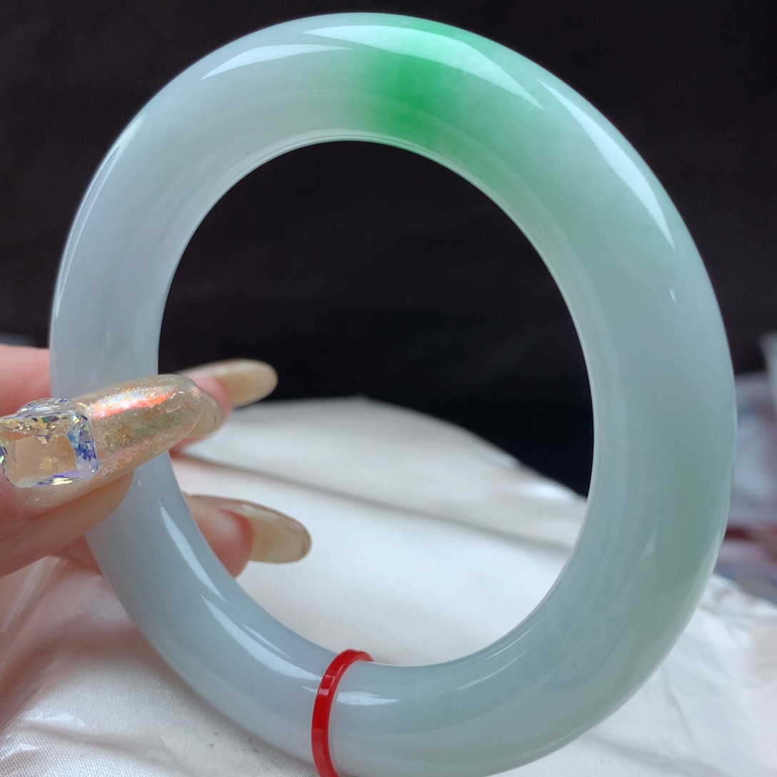 翡翠手镯（圆镯）未镶嵌96769，