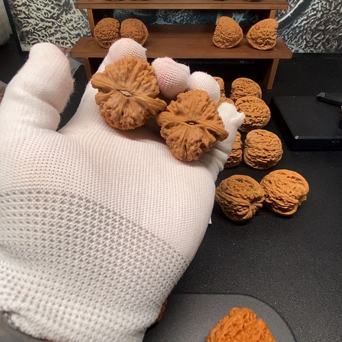 风***痕39三角南疆石文玩