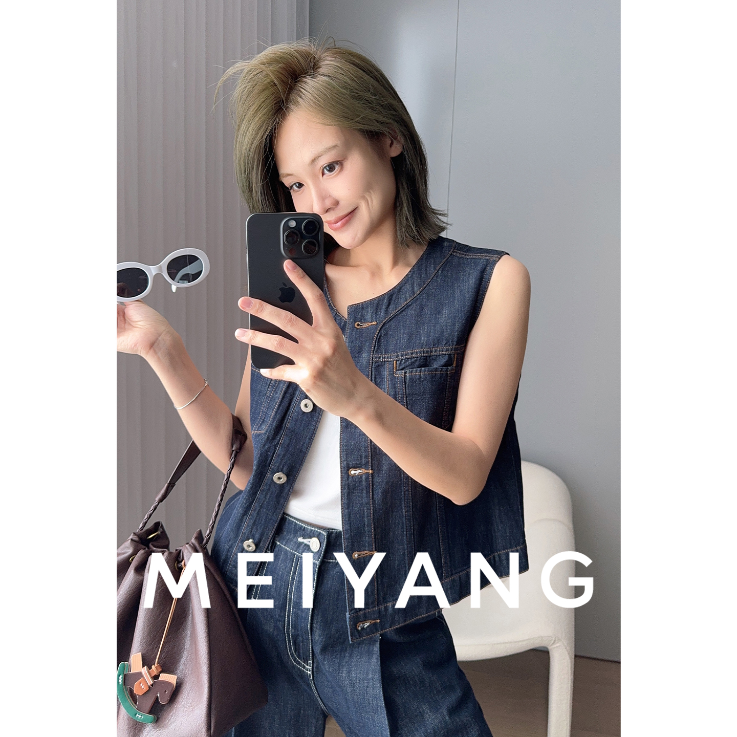 美洋MEIYANG 夜幕线马甲 风格调剂器！线迹圆领排扣牛仔马夹-周二