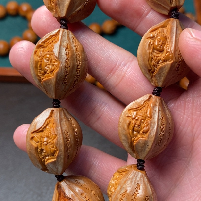 【闪购商品】橄榄核吊坠青*牛橄榄核