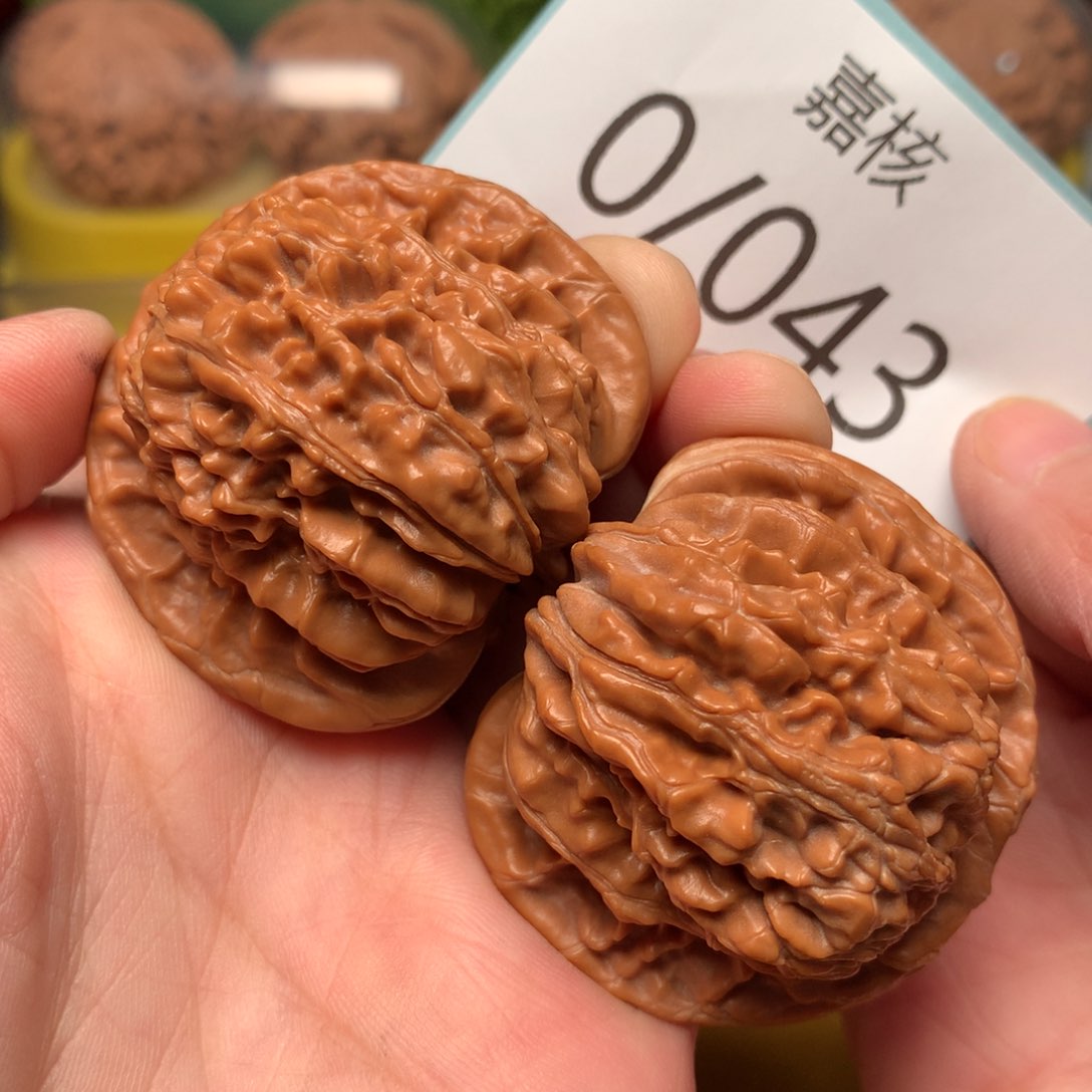 文玩核桃把件汉高楼44