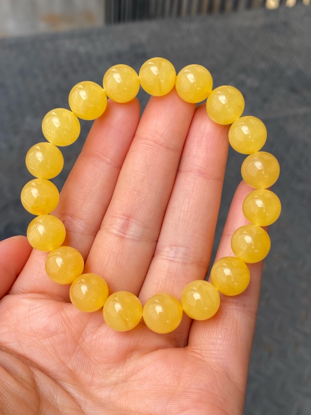 11mm14.17纯天然鸡油黄蜜蜡圆珠手串蜡质浓郁颜色均匀自然光