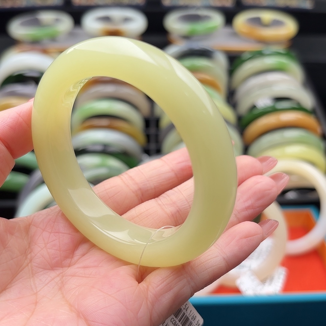 和田玉未镶嵌手镯若羌柠檬黄54.1