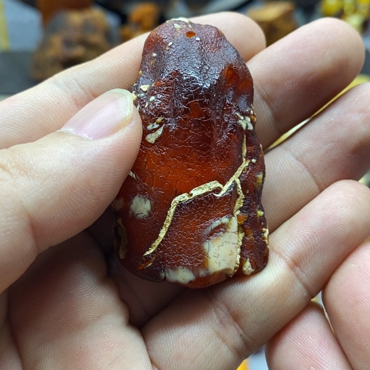 定制琥珀未镶嵌一***?蜜蜡原石定制