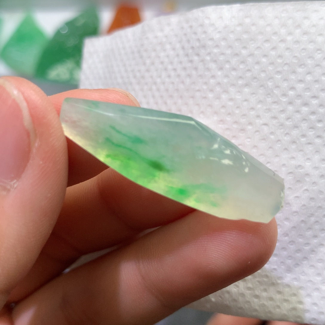 【闪购商品】颈饰未镶嵌翡翠