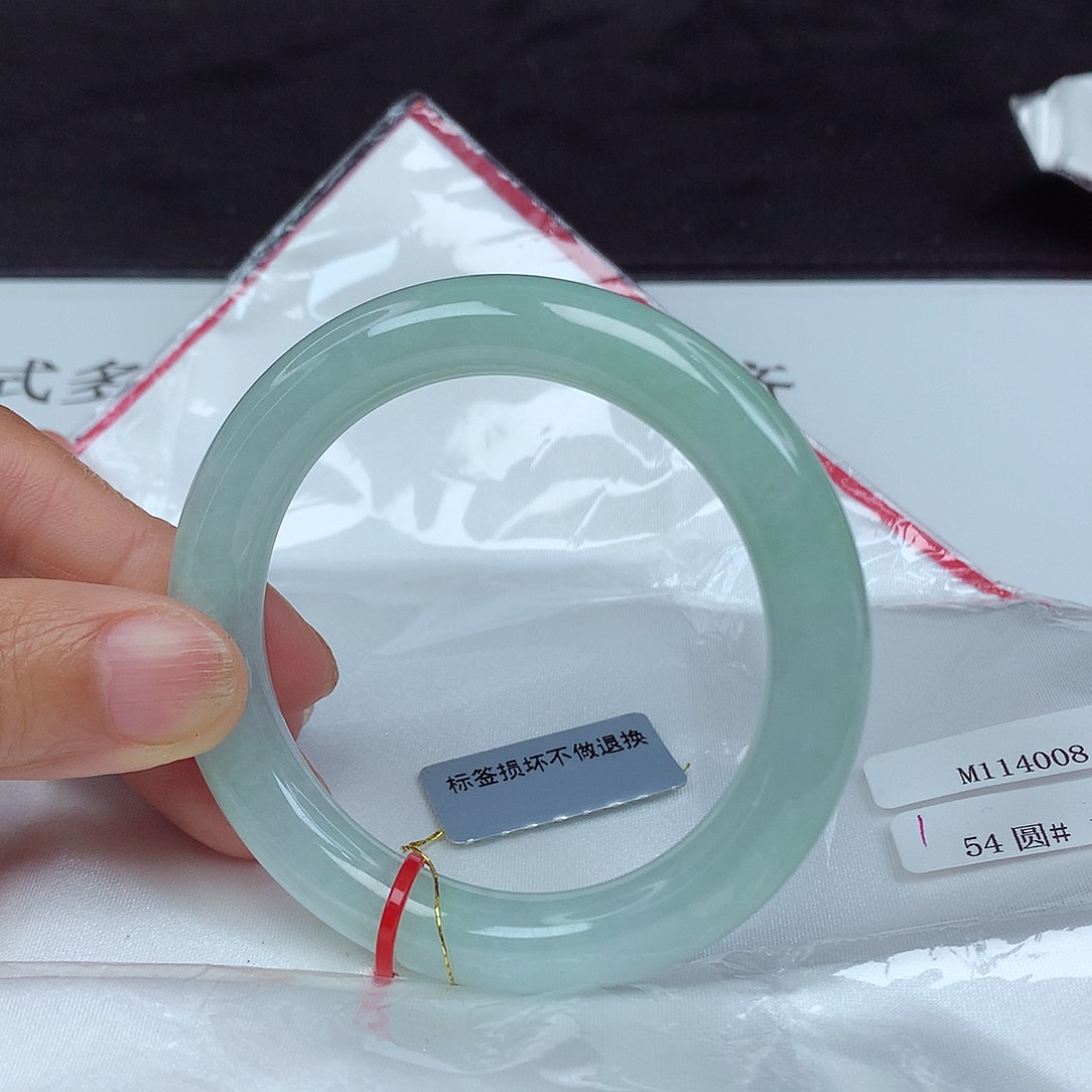 翡翠手镯未镶嵌54圈4008