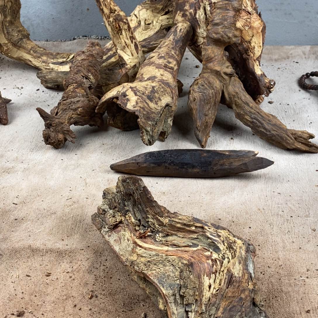 鱼***龍黄花梨/降香黄檀降香黄檀黄花梨