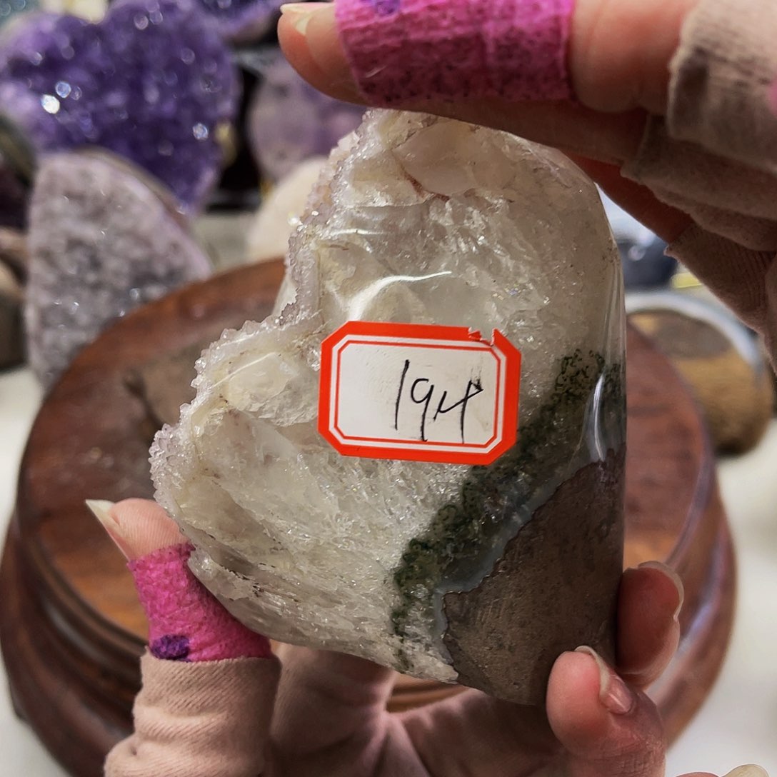 水晶随形摆件未镶嵌