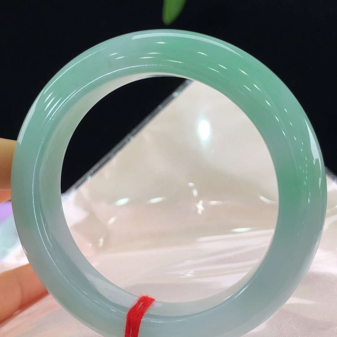 翡翠手镯未镶嵌111-5831