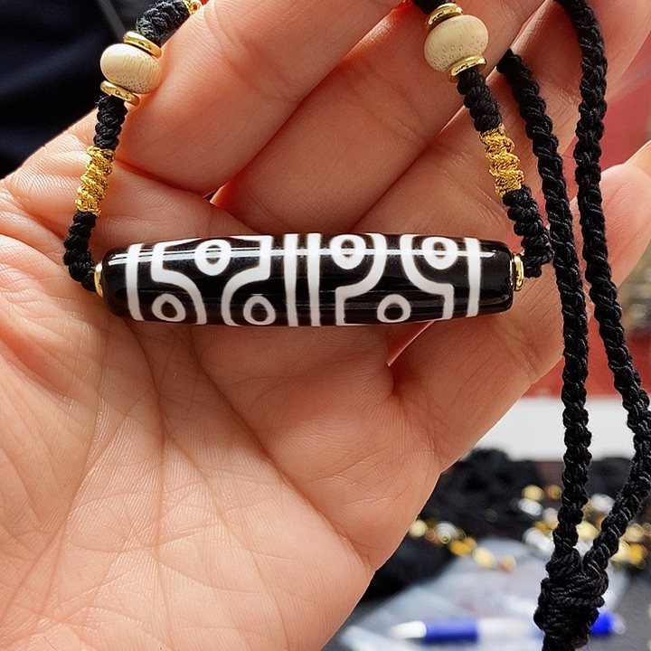 玛瑙/玉髓颈饰合金