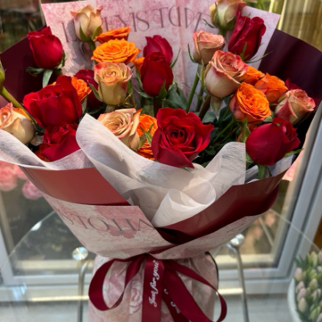 【粉红女郎】19支卡布红枚多头花束