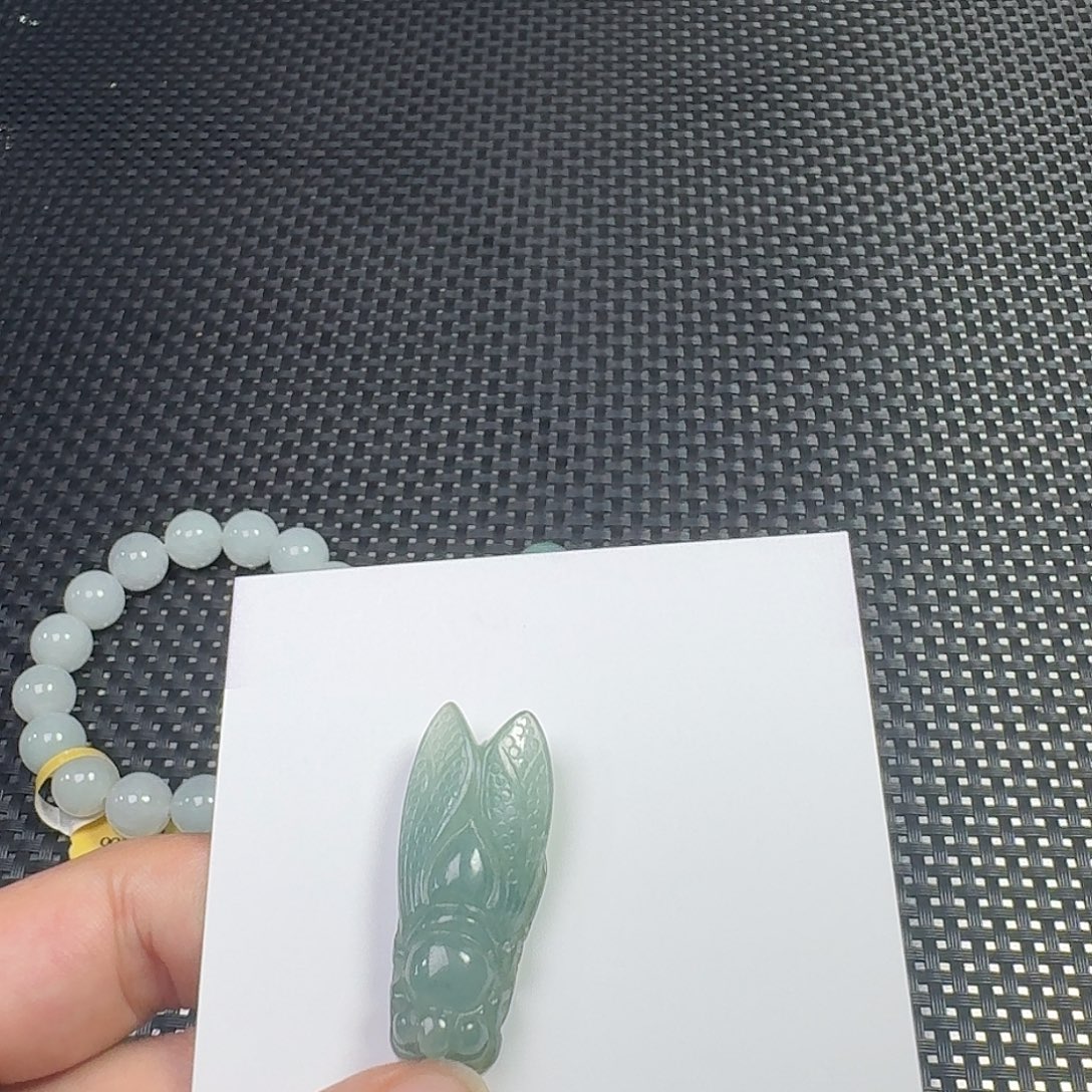 定制翡翠未镶嵌挂件