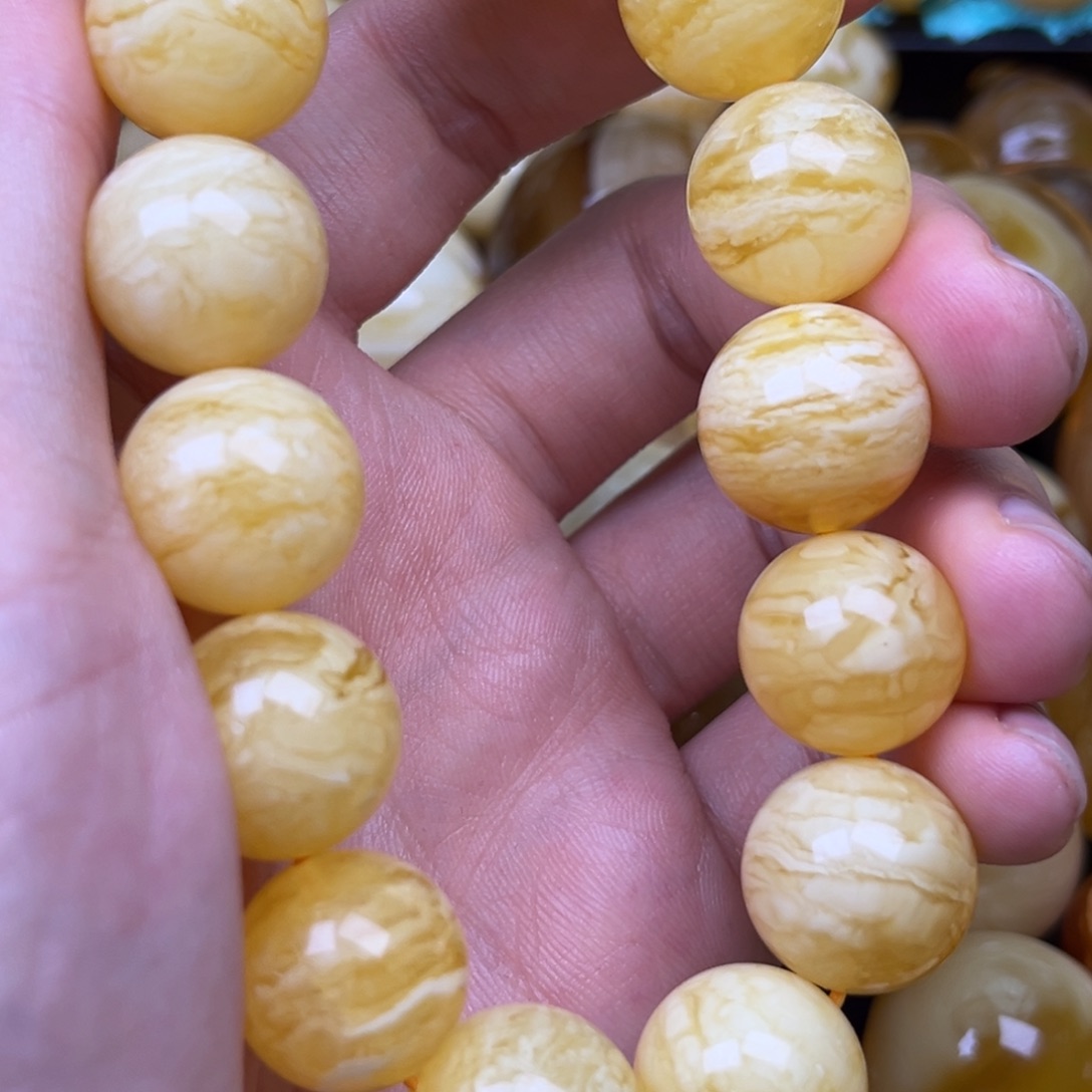 琥珀裸石未镶嵌衡*