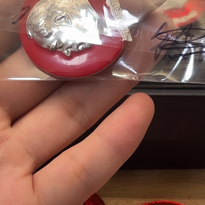 佑***佑像章一一一高贵轻复古一一一高贵轻