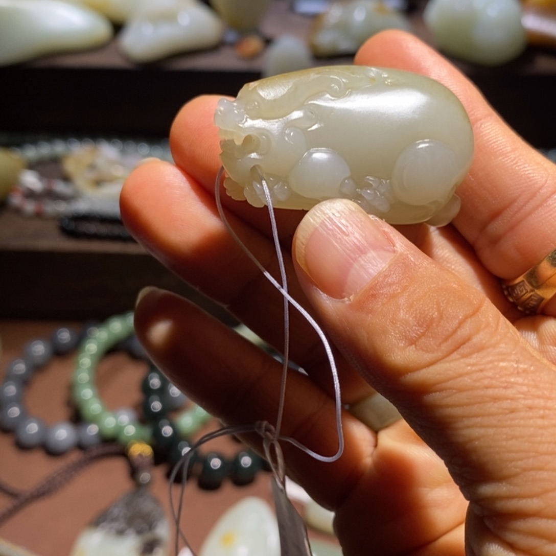 和田玉挂件未镶嵌