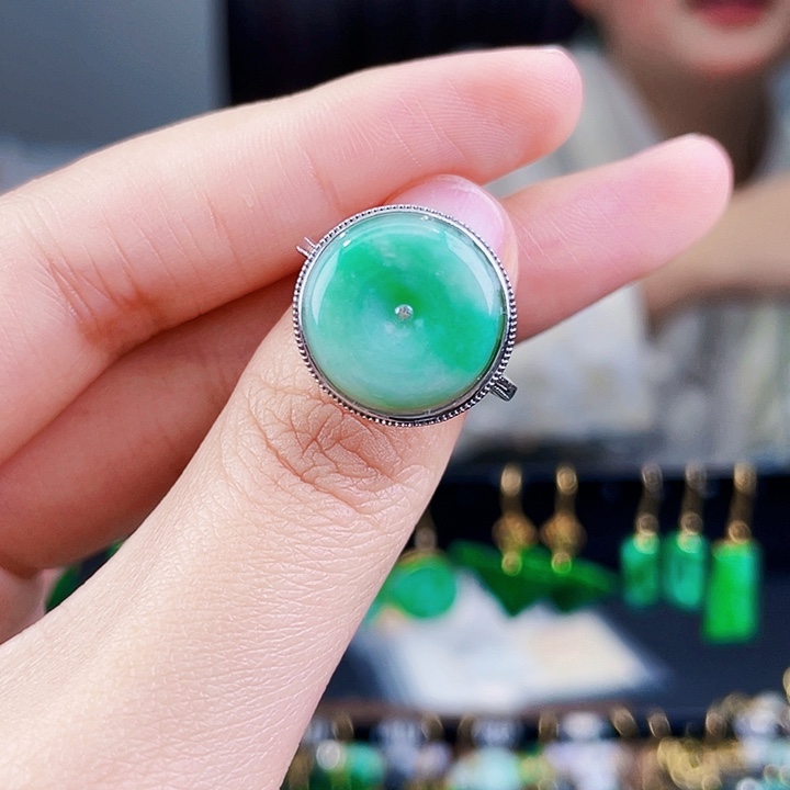 翡翠戒指银S925镶嵌饰品