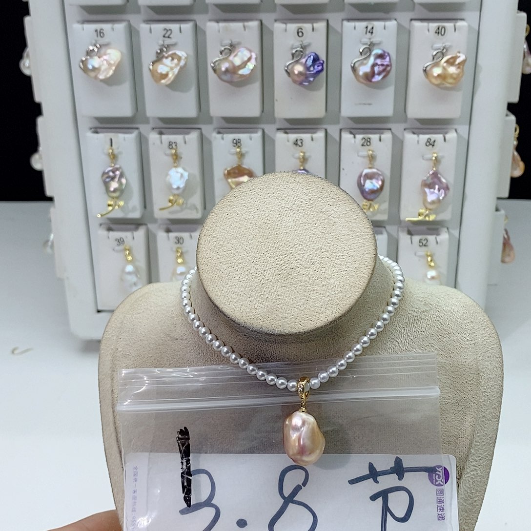 淡水珍珠颈饰合金