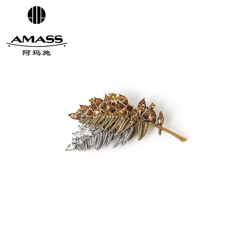 AMASS/阿玛施 铜仿水晶胸针 新款艺术镶钻树叶胸针配饰女590058