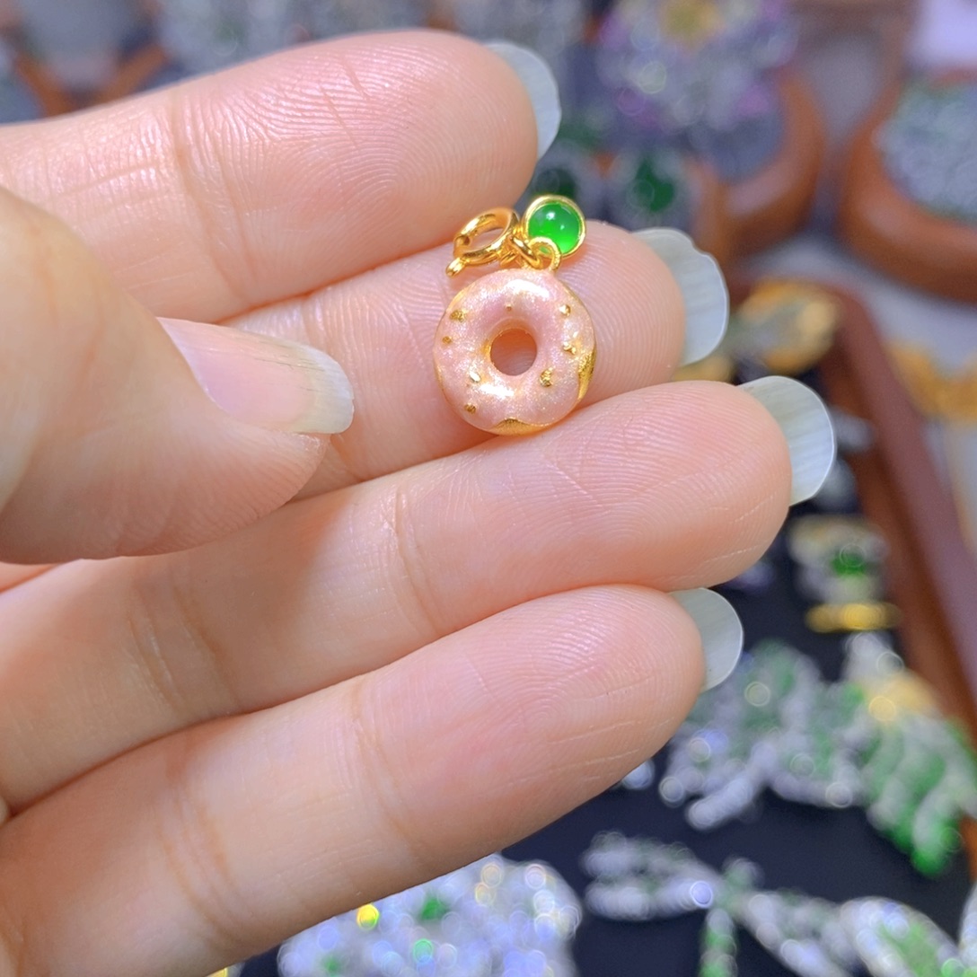 翡翠颈饰银S925镶嵌天然翡翠