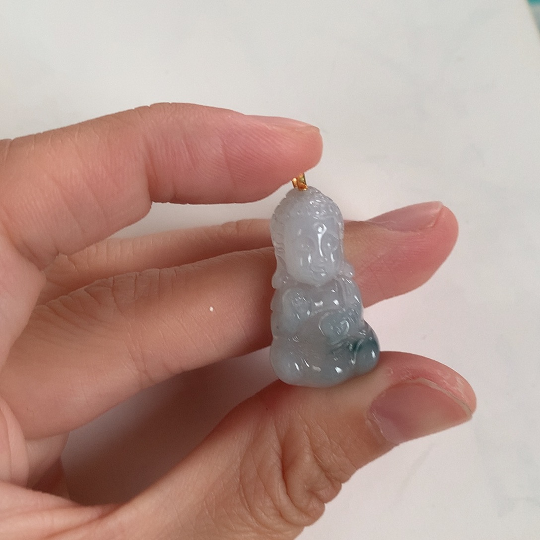 翡翠18K金镶嵌颈饰佛