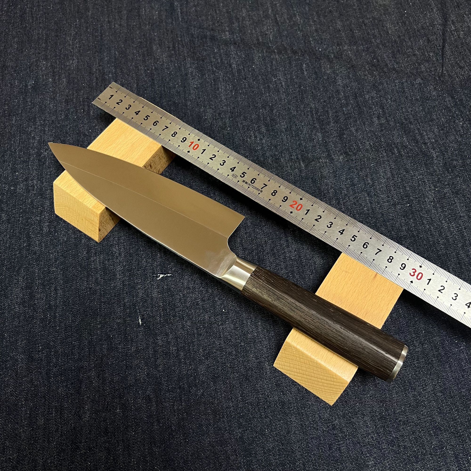 中鱼头山西太原板鸡翅木厨房用锋利刀具