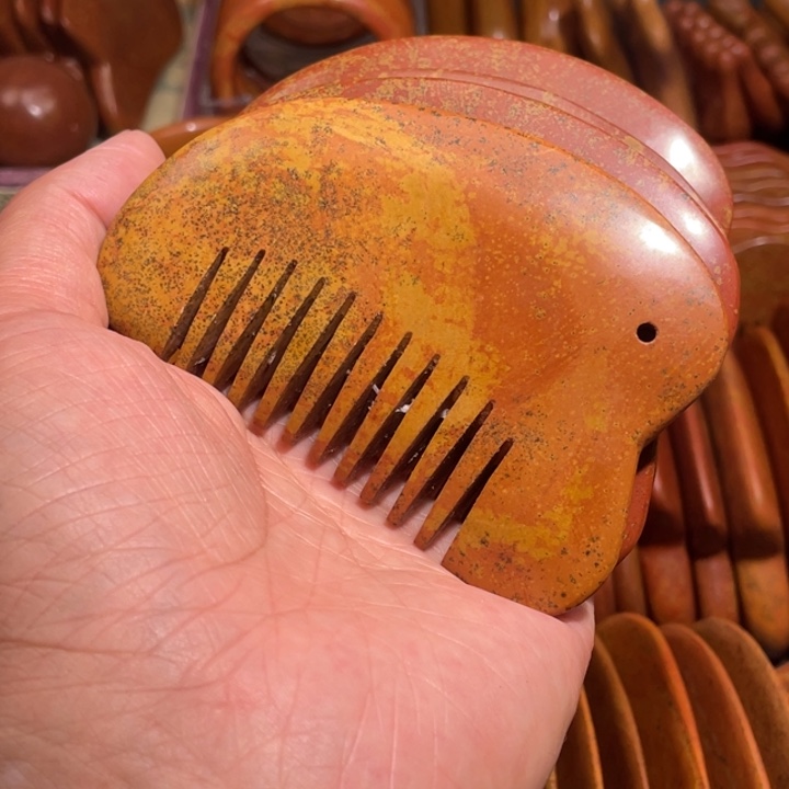 红砭石精品款多功能梳子