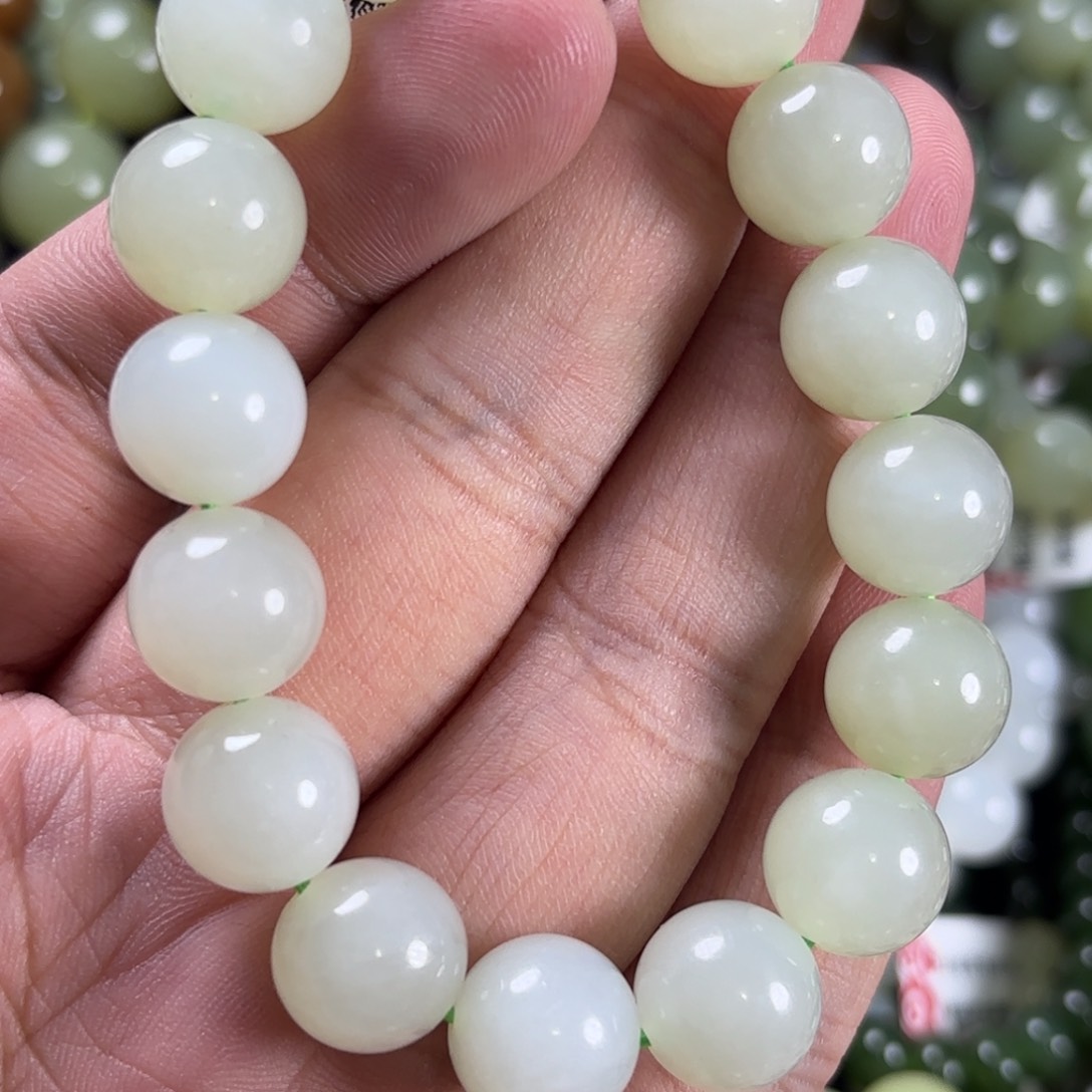 未镶嵌和田玉手链W176