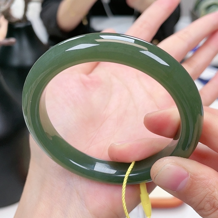 和田玉手镯58未镶嵌