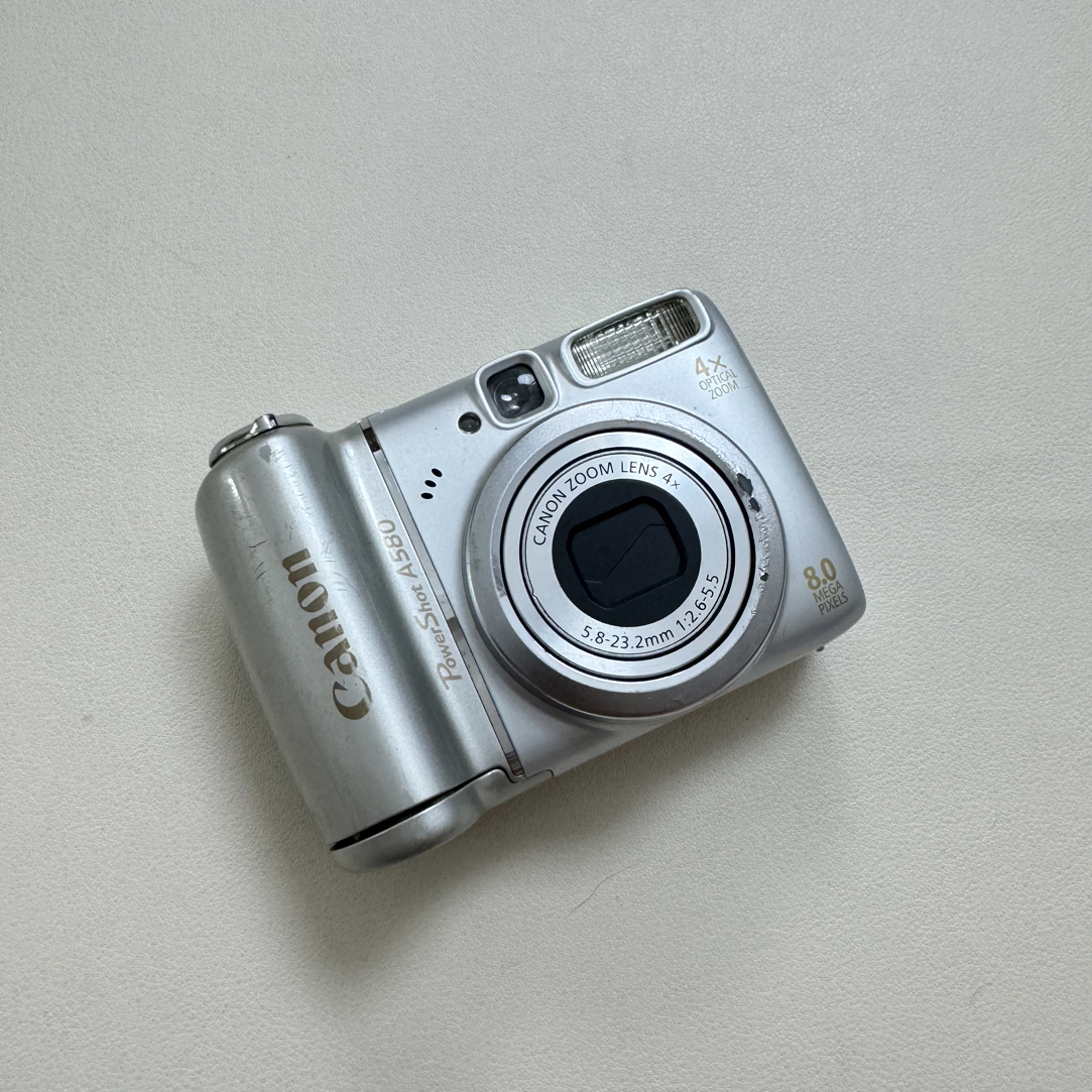 9新 Canon/佳能 佳能a580 800w像素 4倍 自备两节五号电池