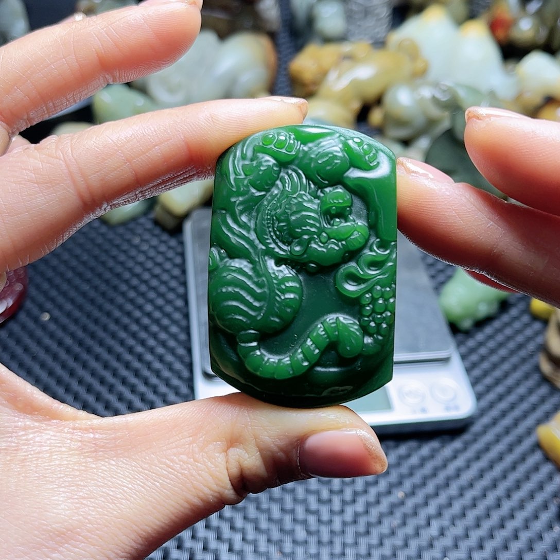 白玉菩提吊坠摆件