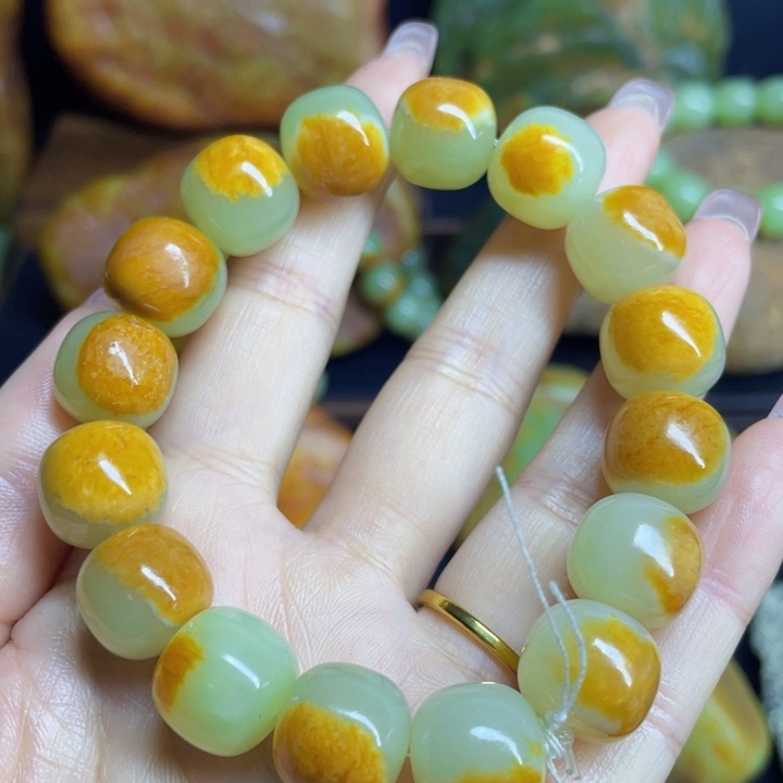 和田玉未镶嵌手链