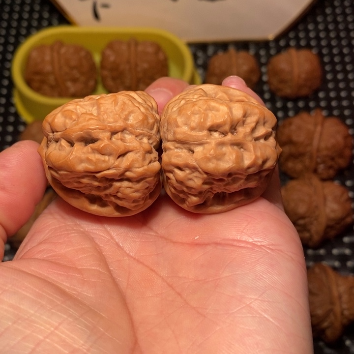 .***.文玩核桃把件八腿蛙王