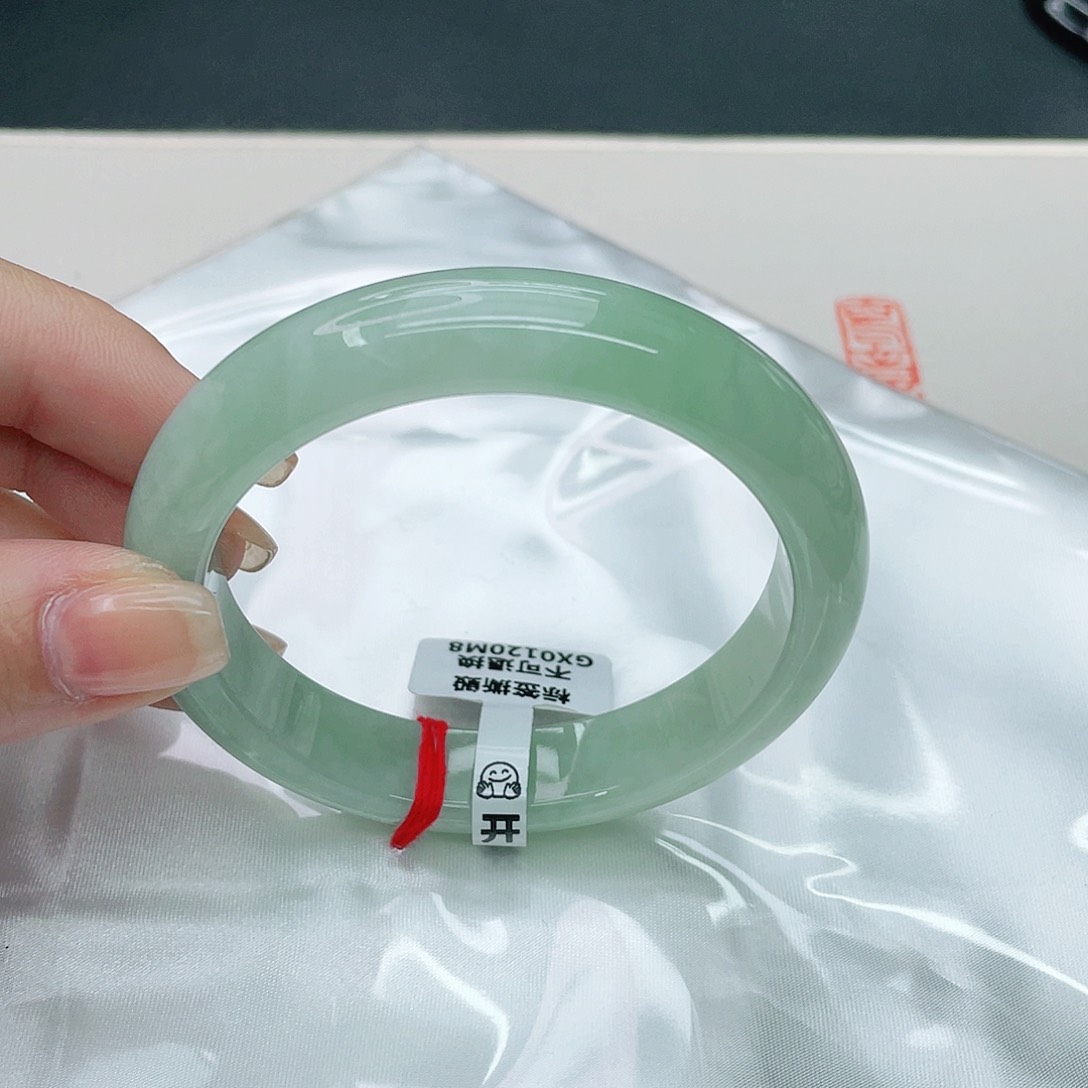 翡翠手镯未镶嵌正58.5