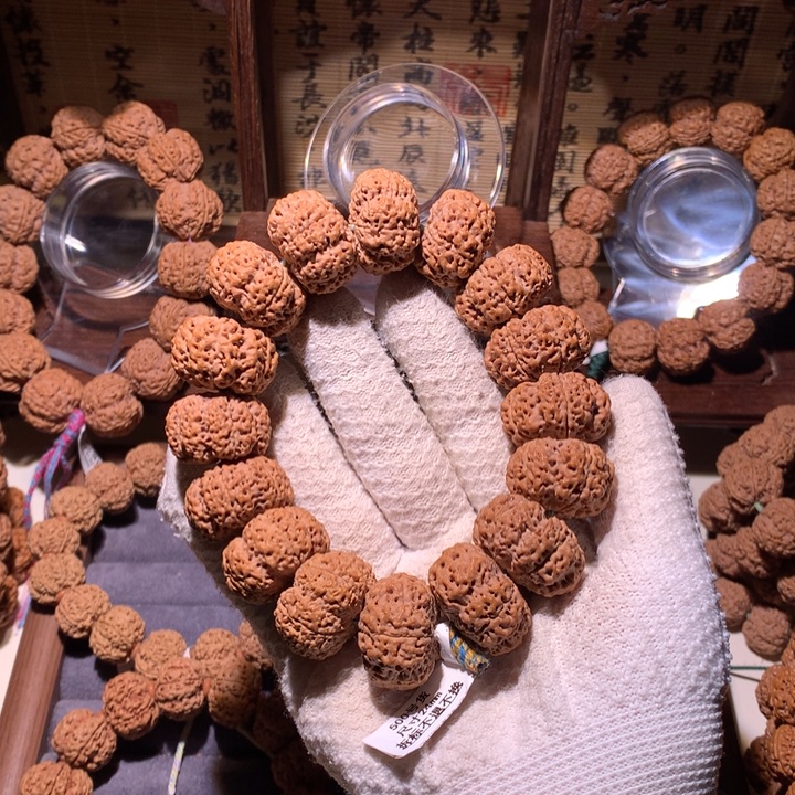 翔****金刚菩提手串24夹板