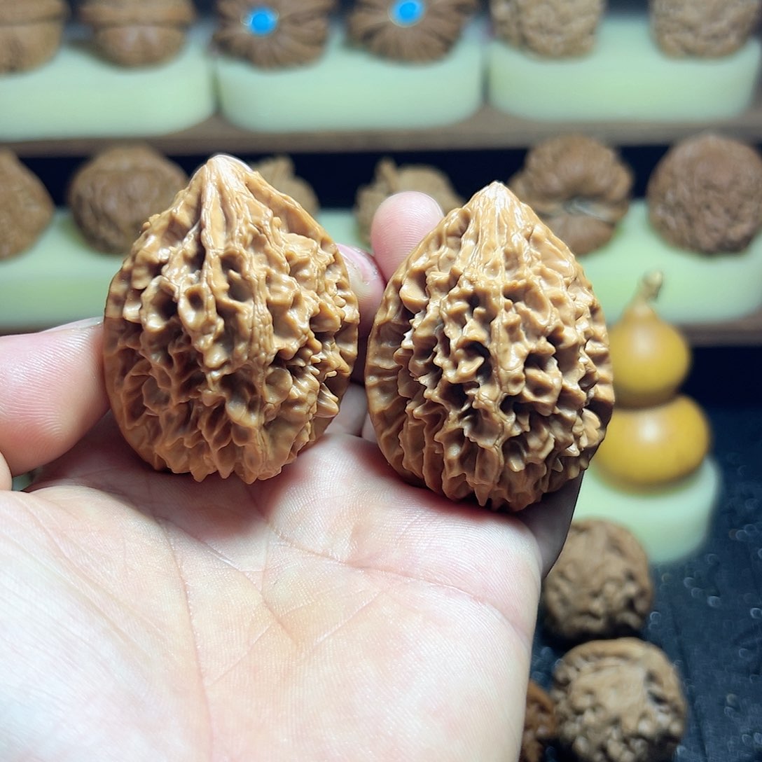 【闪购商品】文玩核桃吊坠招财鼠