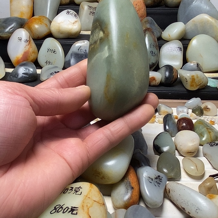 怀***片和田玉未镶嵌颈饰把件320元下4单