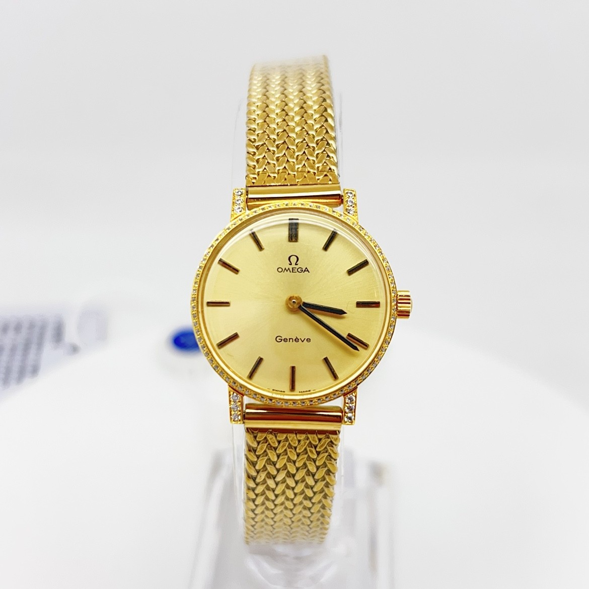 95新 Omega/欧米茄  手动机械后钻24.5mm/公价32999/w11288