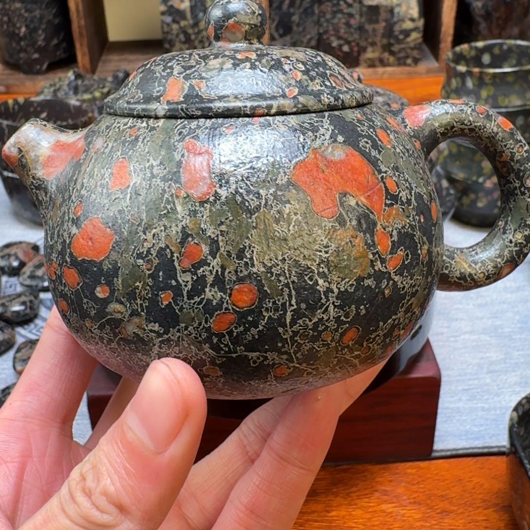 万****情梅花玉精品西施壶