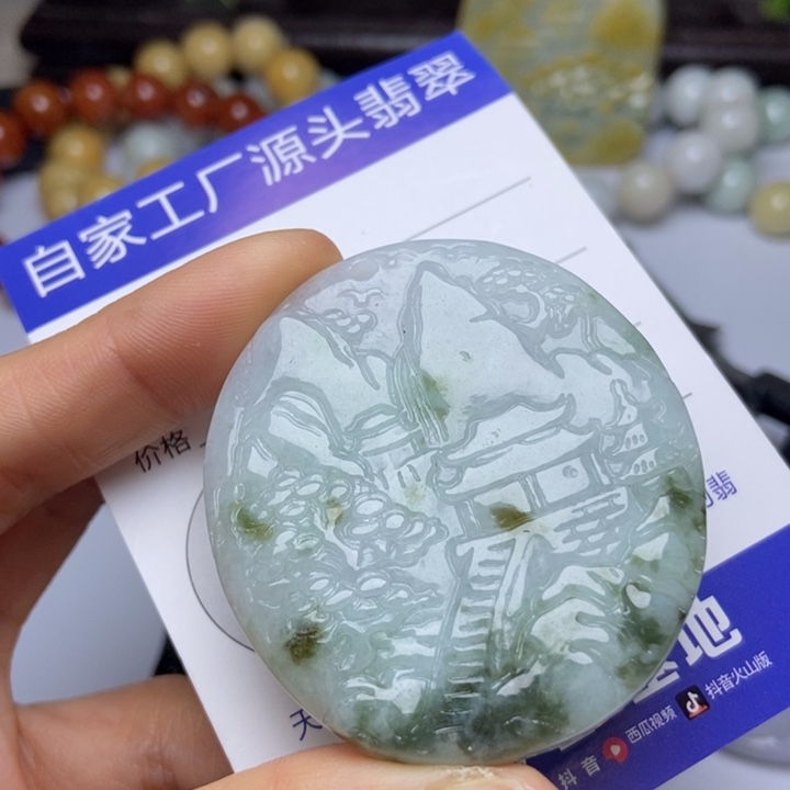 翡翠颈饰未镶嵌翡翠