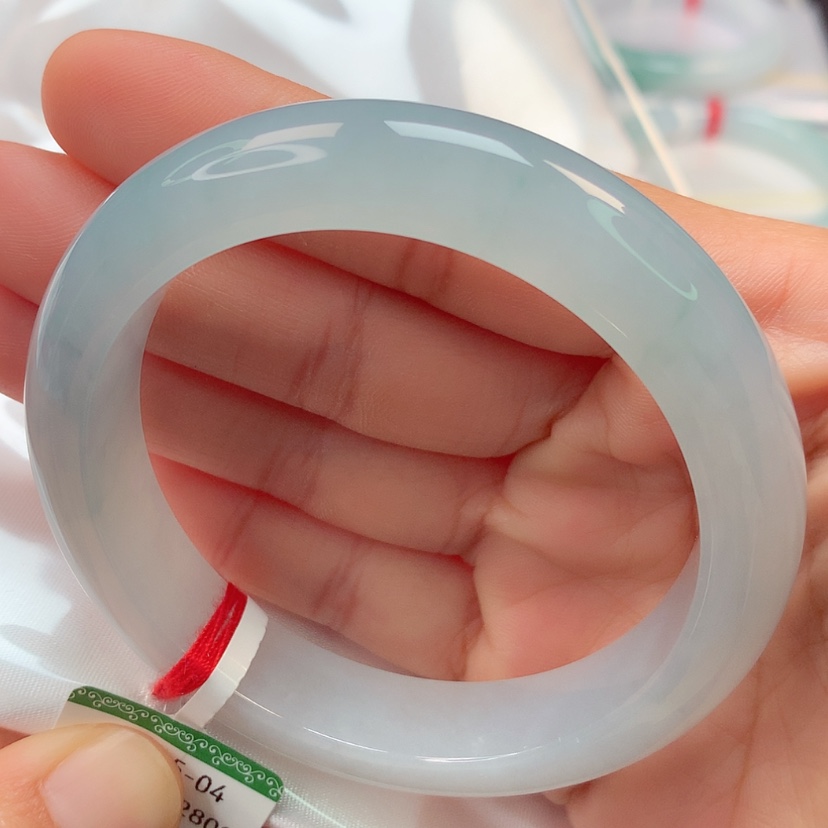 【闪购商品】翡翠手镯未镶嵌天然翡翠手镯