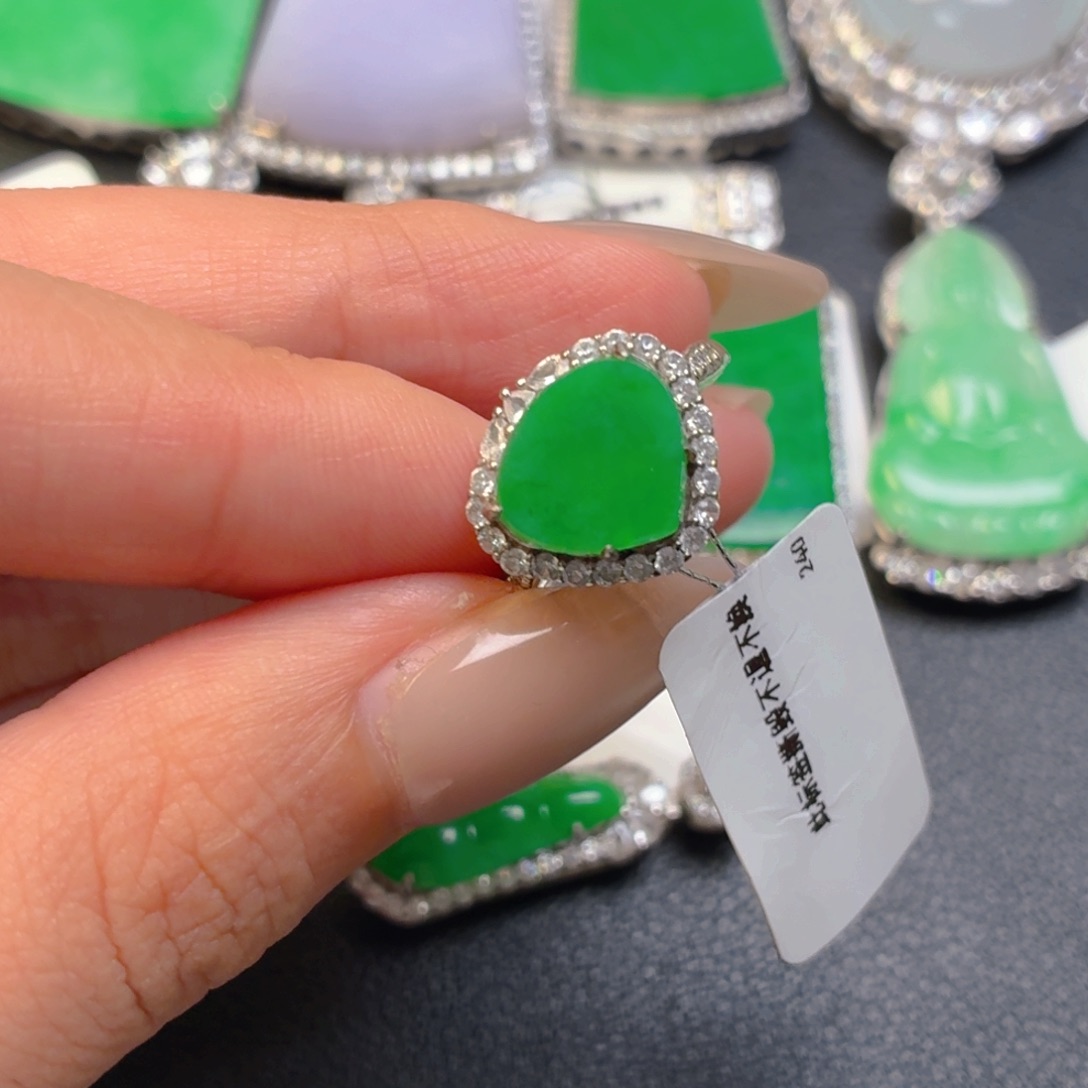 翡翠银S925镶嵌颈饰