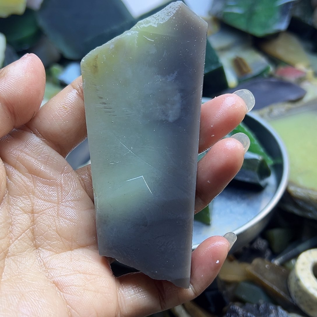 未镶嵌和田玉珠宝半成品《**》