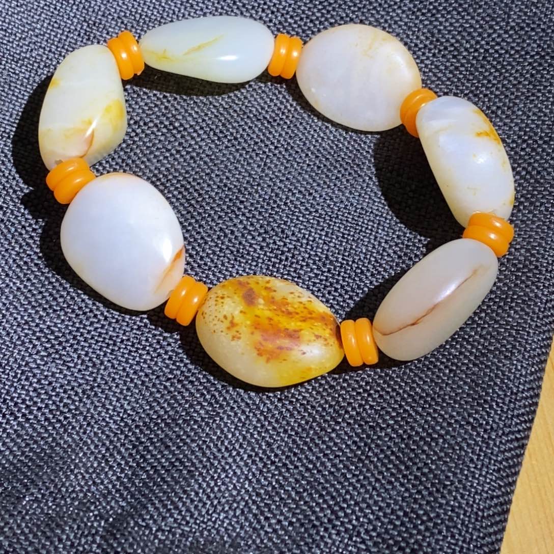 和田玉未镶嵌手链