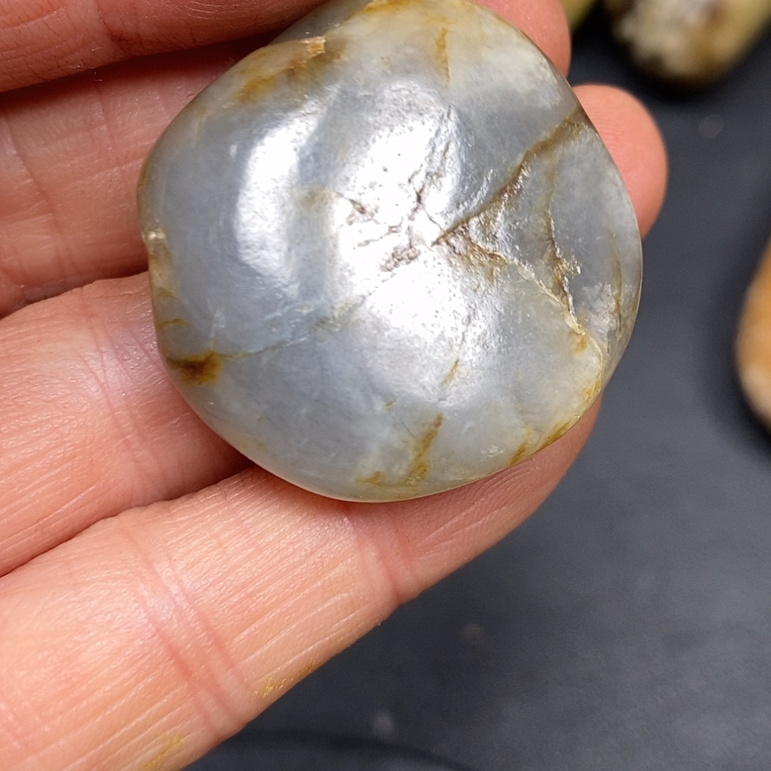 和田玉未镶嵌珠宝奇石