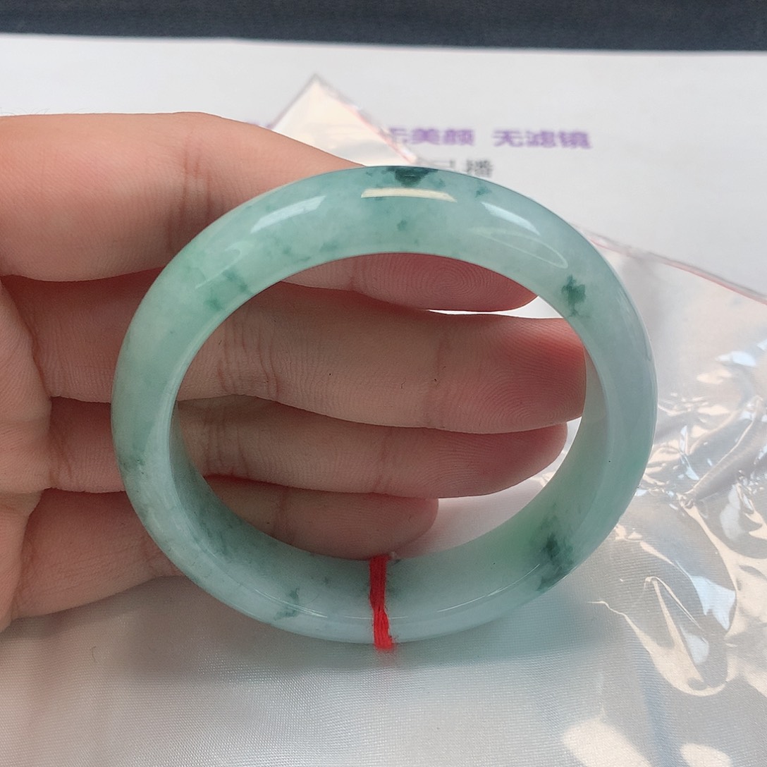 翡翠手镯未镶嵌329号